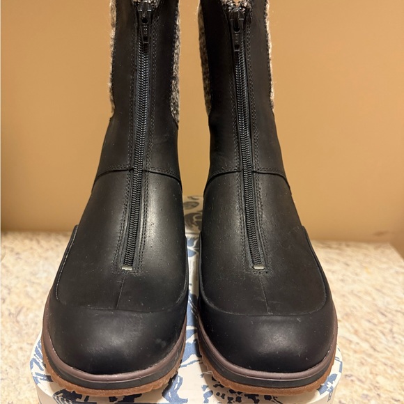 Merrell Warm Brown Winter Boots - Picture 2 of 10